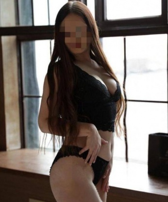 Проститутка Яня